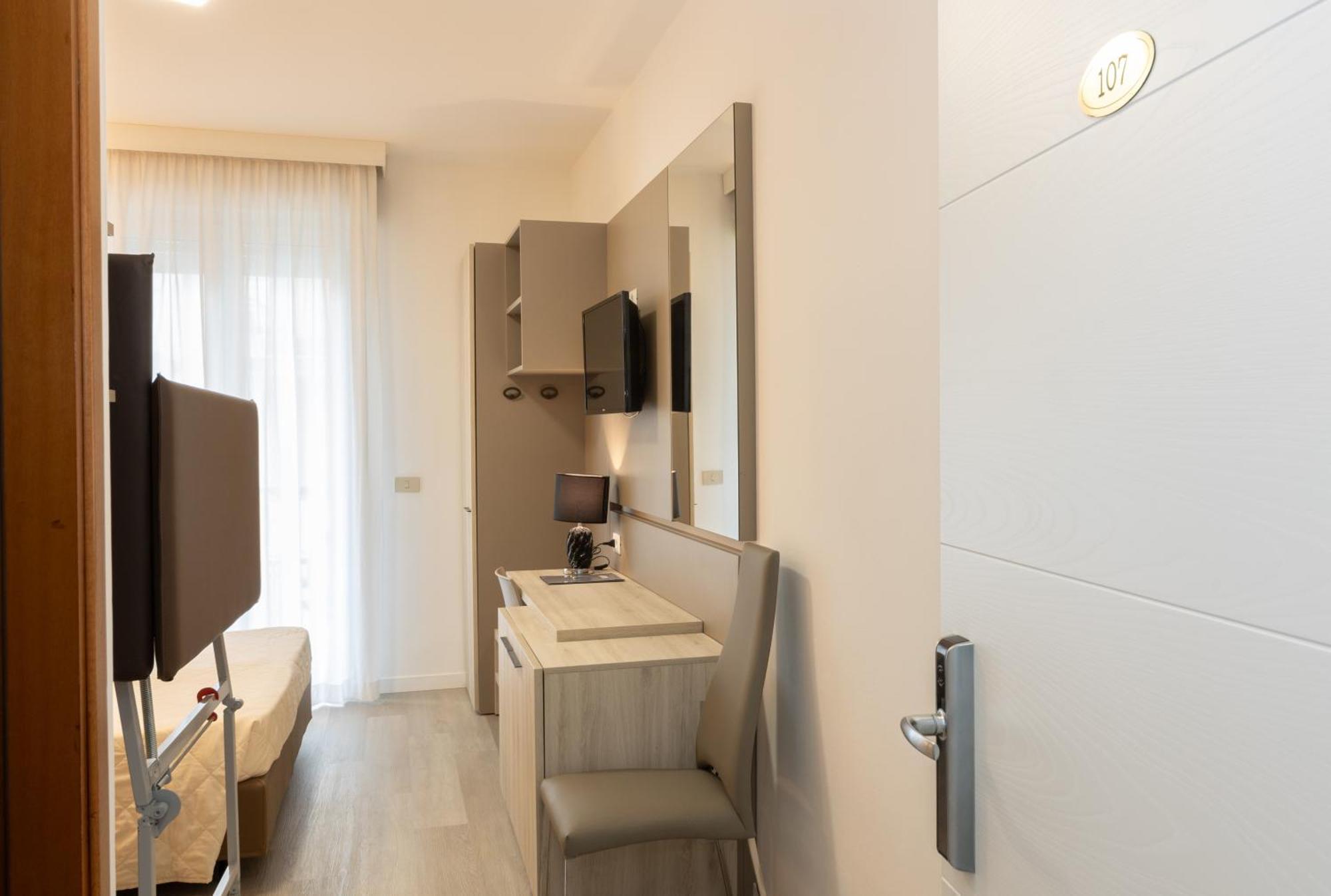 Hotel & Aparthotel Carinthia S Lido di Jesolo Exterior foto